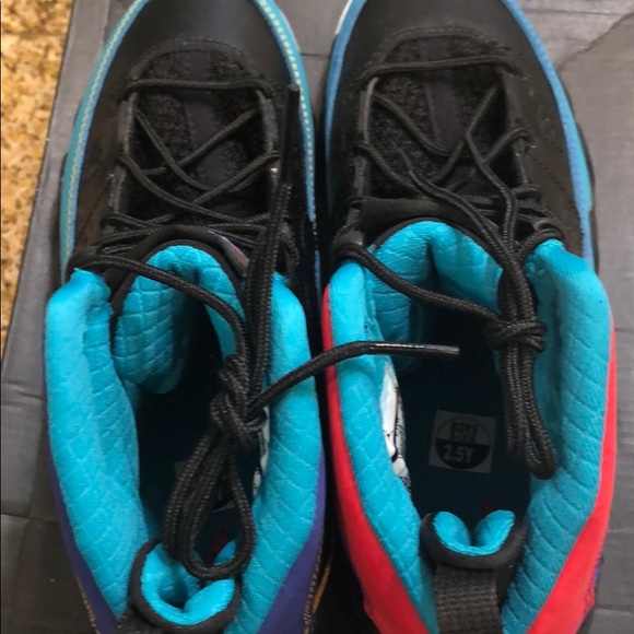 Retro 9 - Picture 2 of 10